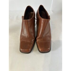 Hillard & Hanson Brown Ankle Boots